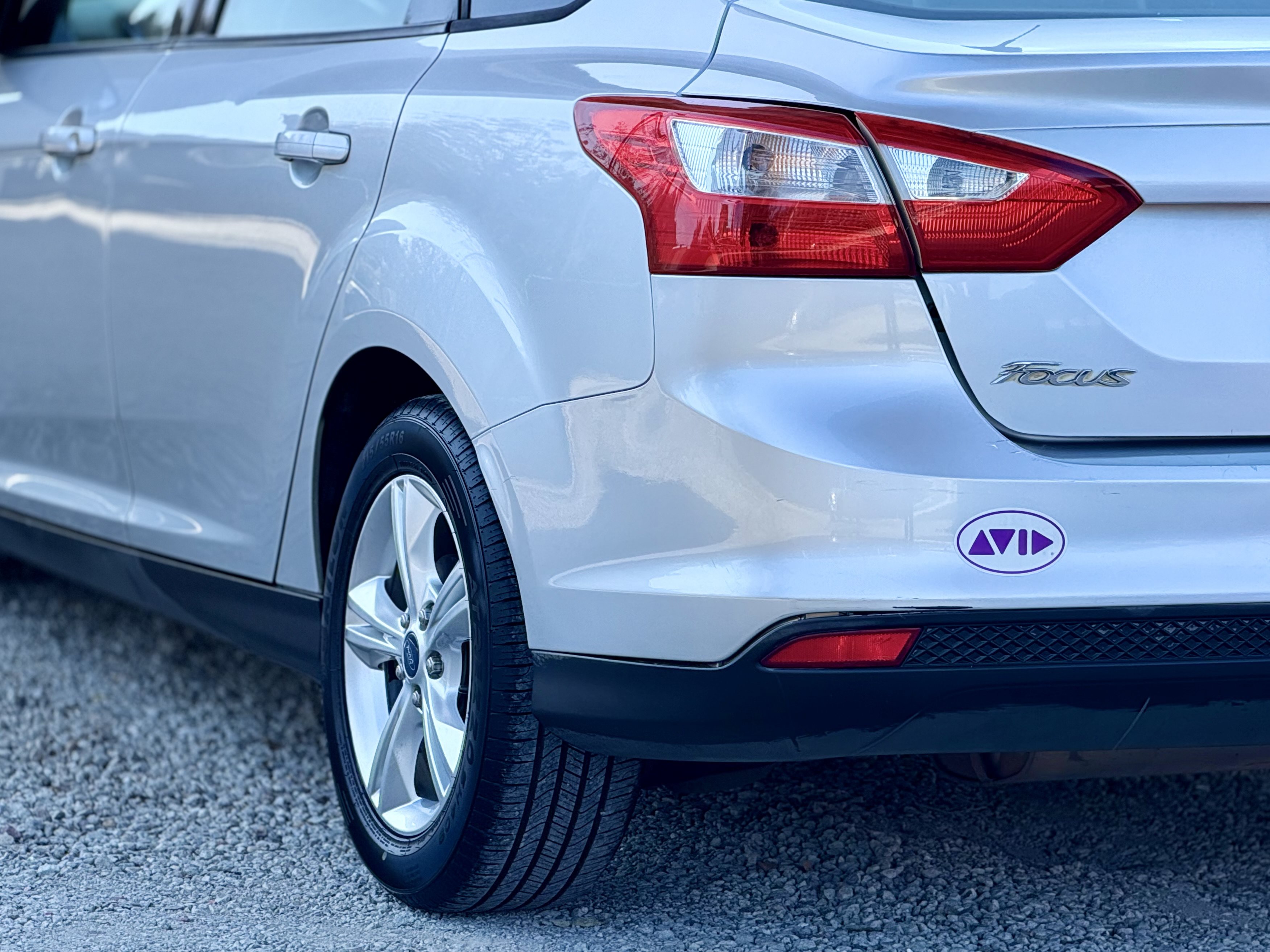 Used 2013 Ford Focus SE FWD image 11