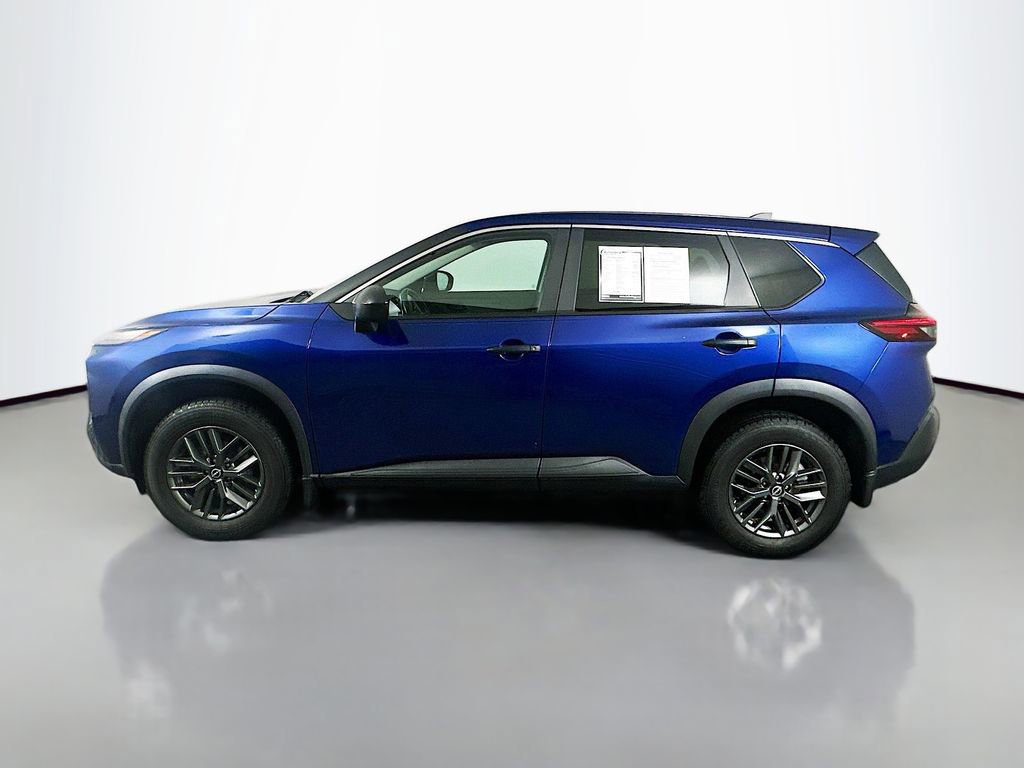 Used 2023 Nissan Rogue S image 4