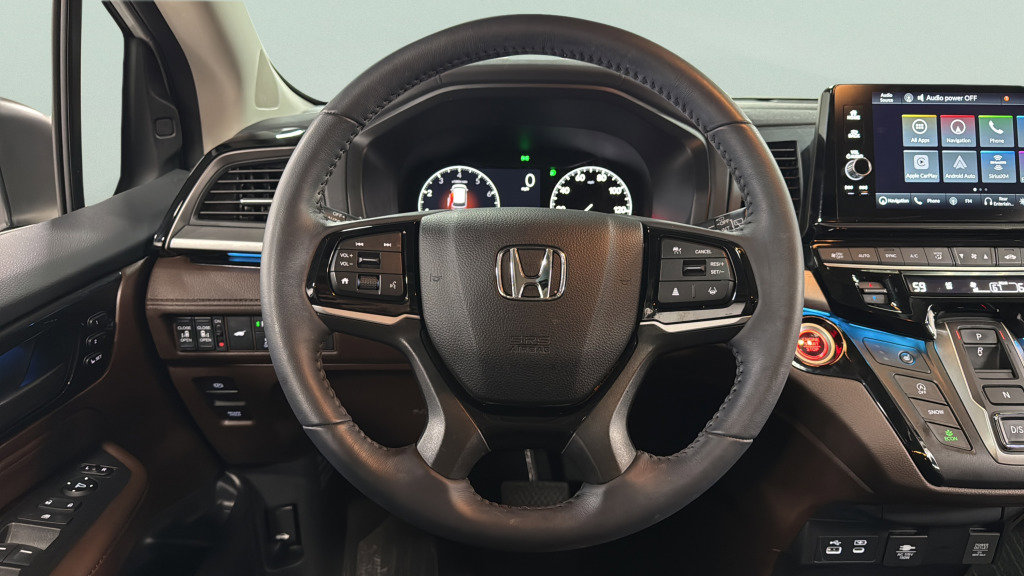 Used 2025 Honda Odyssey Touring image 37