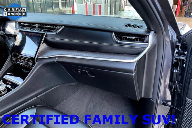 Certified 2025 Jeep Grand Cherokee Limited w/ Trailer Tow Package image 16