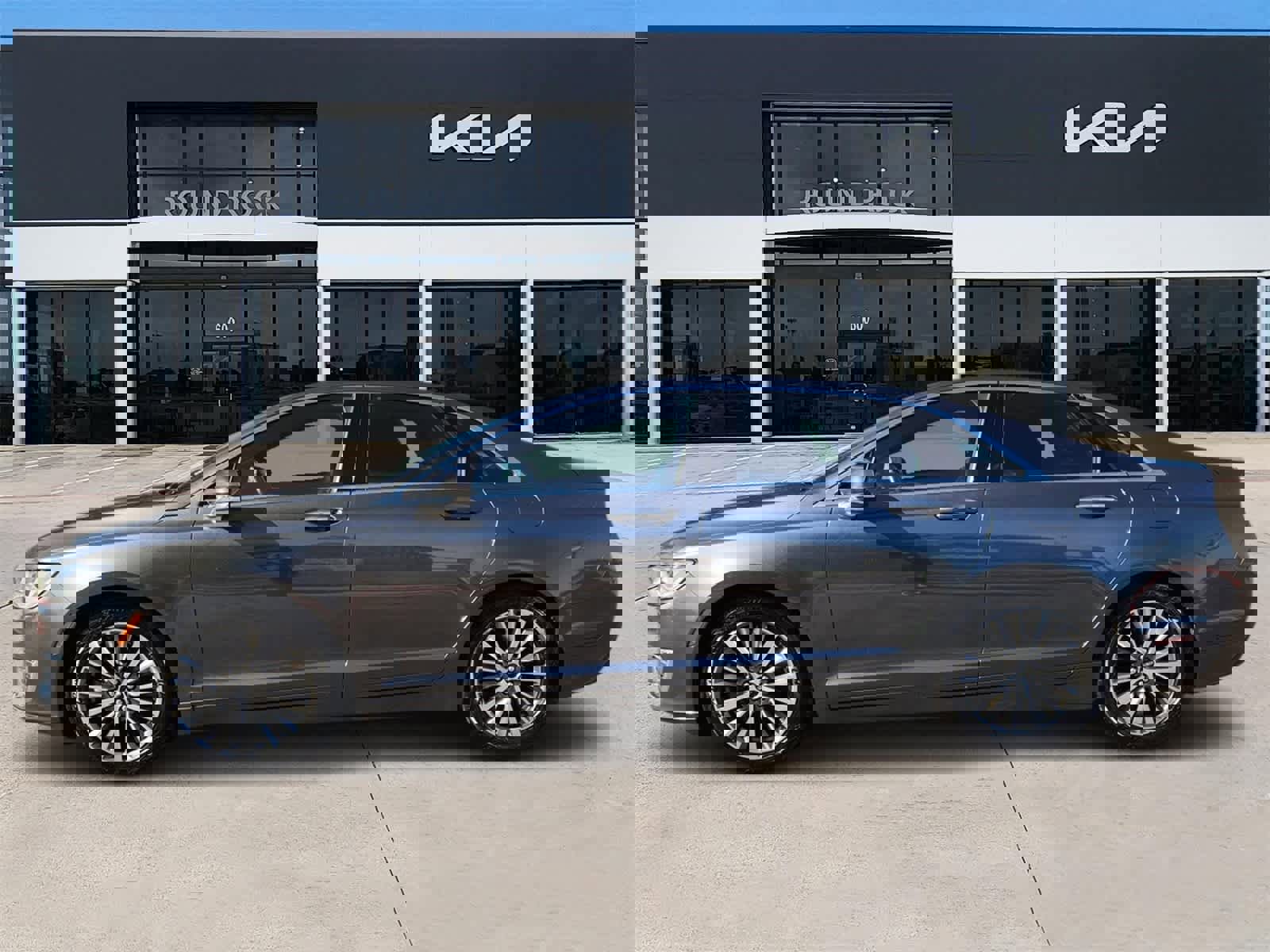 Used 2019 Lincoln MKZ Reserve image 4