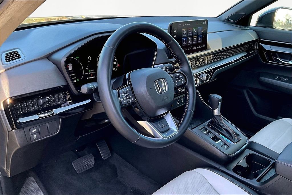 Used 2025 Honda CR-V Sport Touring image 14