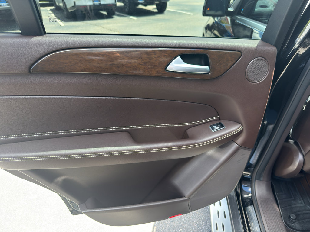 Used 2019 Mercedes-Benz GLS 450 4MATIC image 18