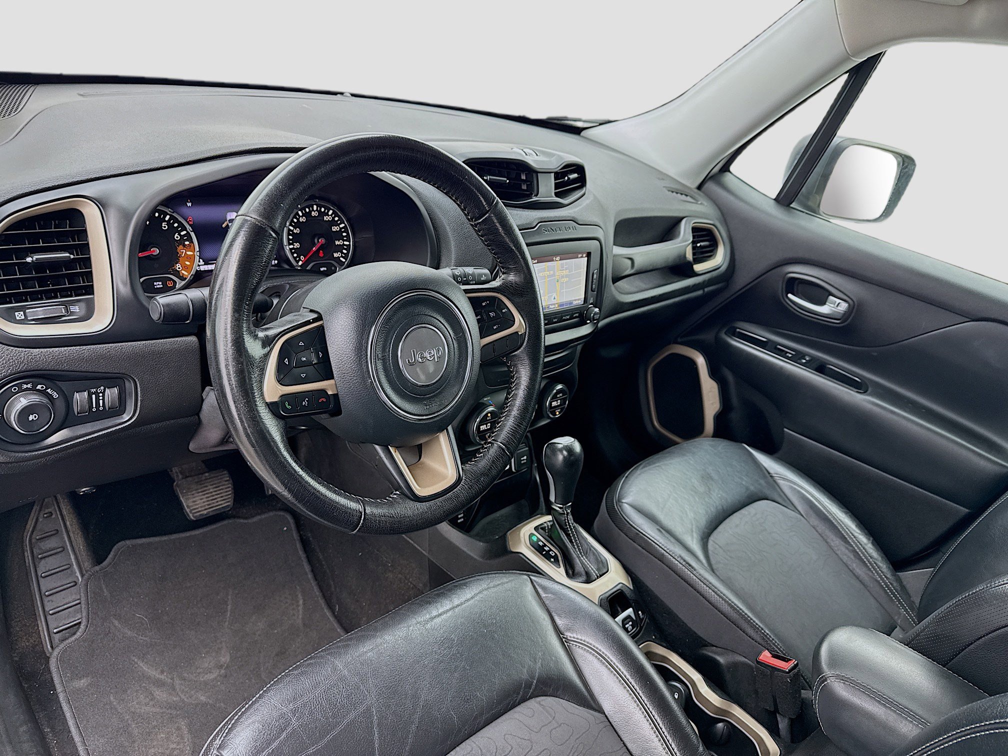 Used 2017 Jeep Renegade Trailhawk image 7