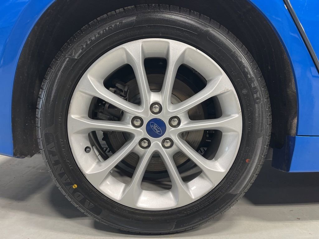 Used 2020 Ford Fusion SE image 40