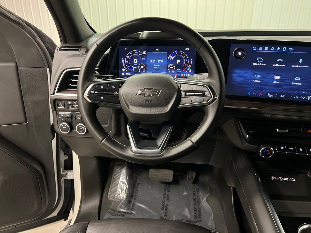 Certified 2025 Chevrolet Suburban Z71 AWD/4WD image 19