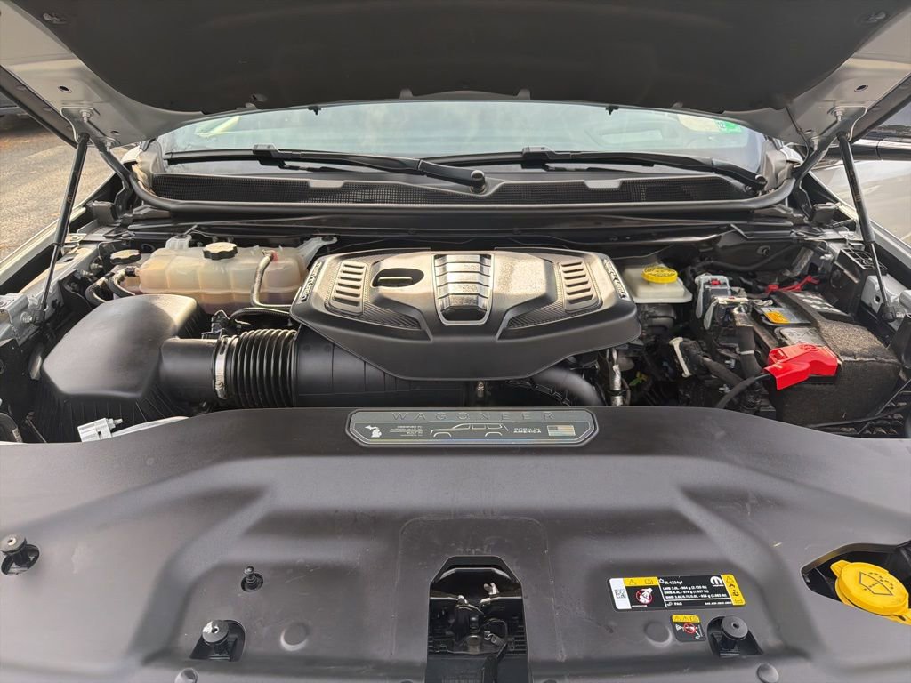 Used 2024 Jeep Grand Wagoneer L Series III image 10