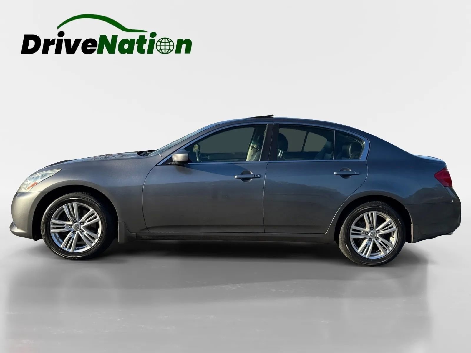 Used 2013 INFINITI G37 G37x Sedan 4D w/ Premium Pkg image 8