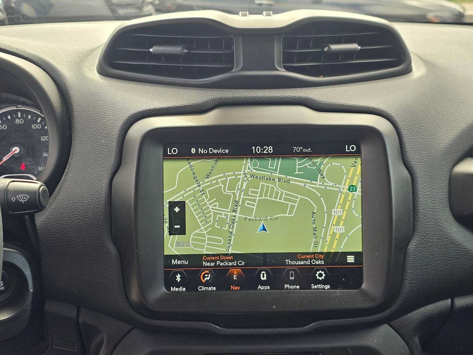 Used 2022 Jeep Renegade Latitude AWD/4WD image 25