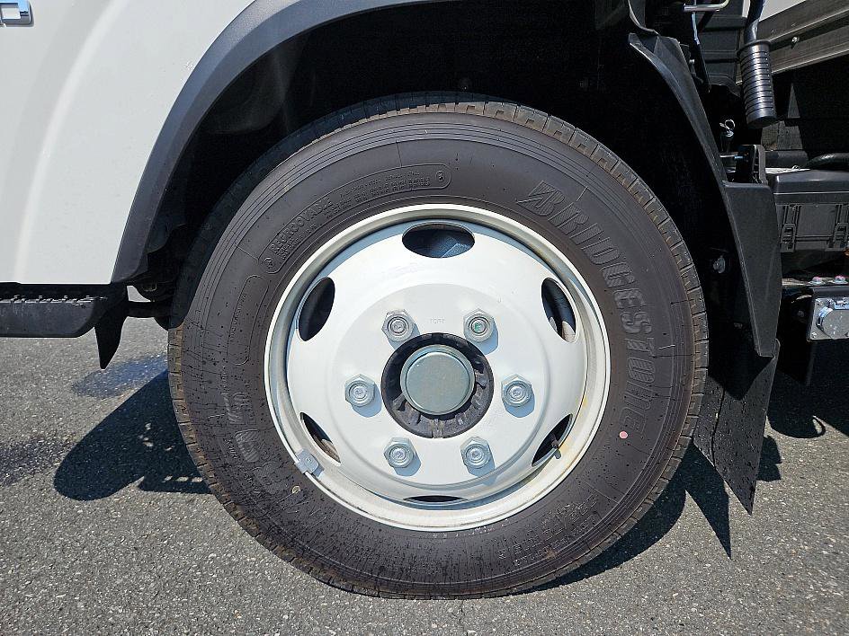 New 2025 Chevrolet Low Cab Forward 5500 XD image 8