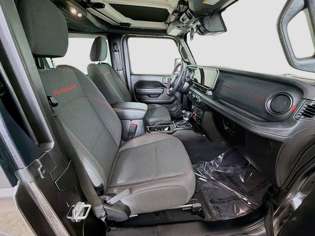 Used 2024 Jeep Wrangler Rubicon w/ Capability Package image 21