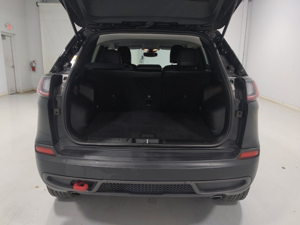 Used 2022 Jeep Cherokee Trailhawk AWD/4WD image 29