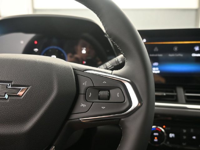 Used 2025 Chevrolet Trax ACTIV w/ Driver Confidence Package FWD image 15