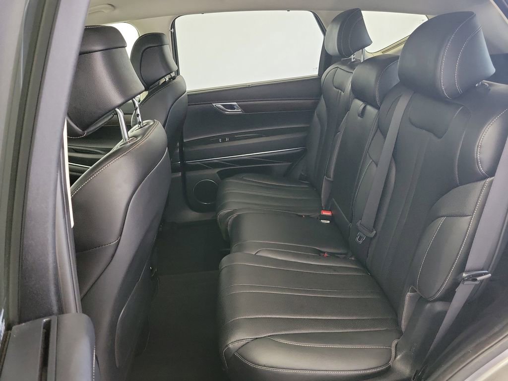 Used 2024 Genesis GV80 2.5T image 13