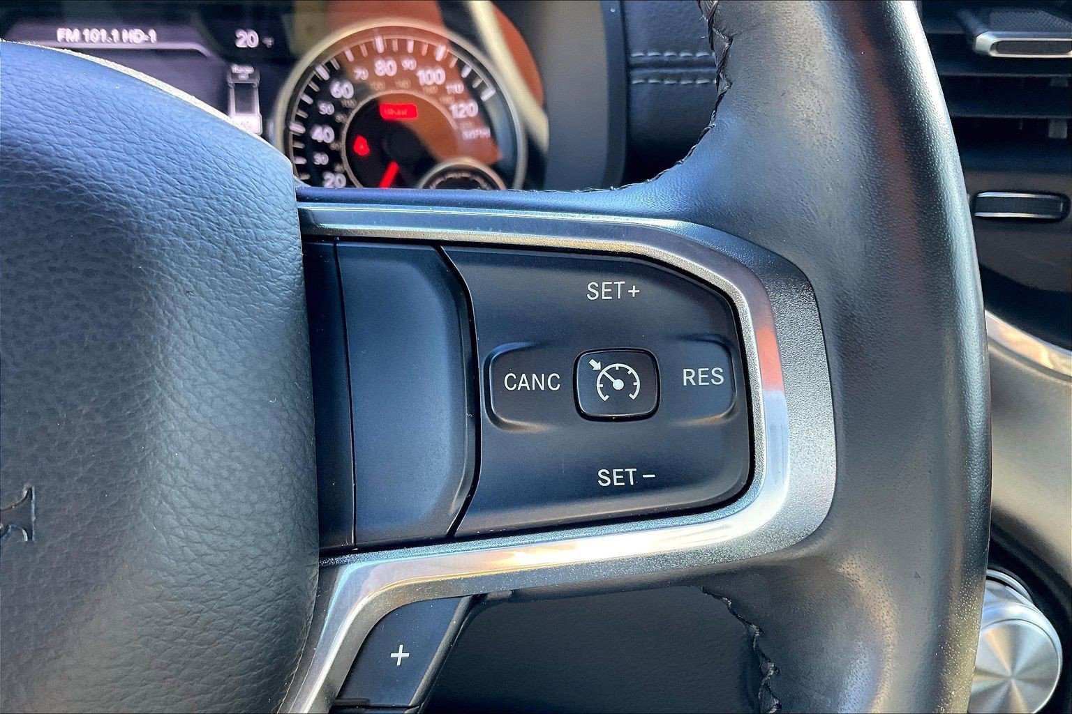 Used 2019 RAM 1500 Laramie image 21