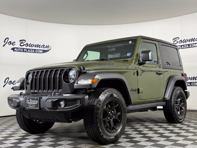 Used 2022 Jeep Wrangler Sport AWD/4WD image 3