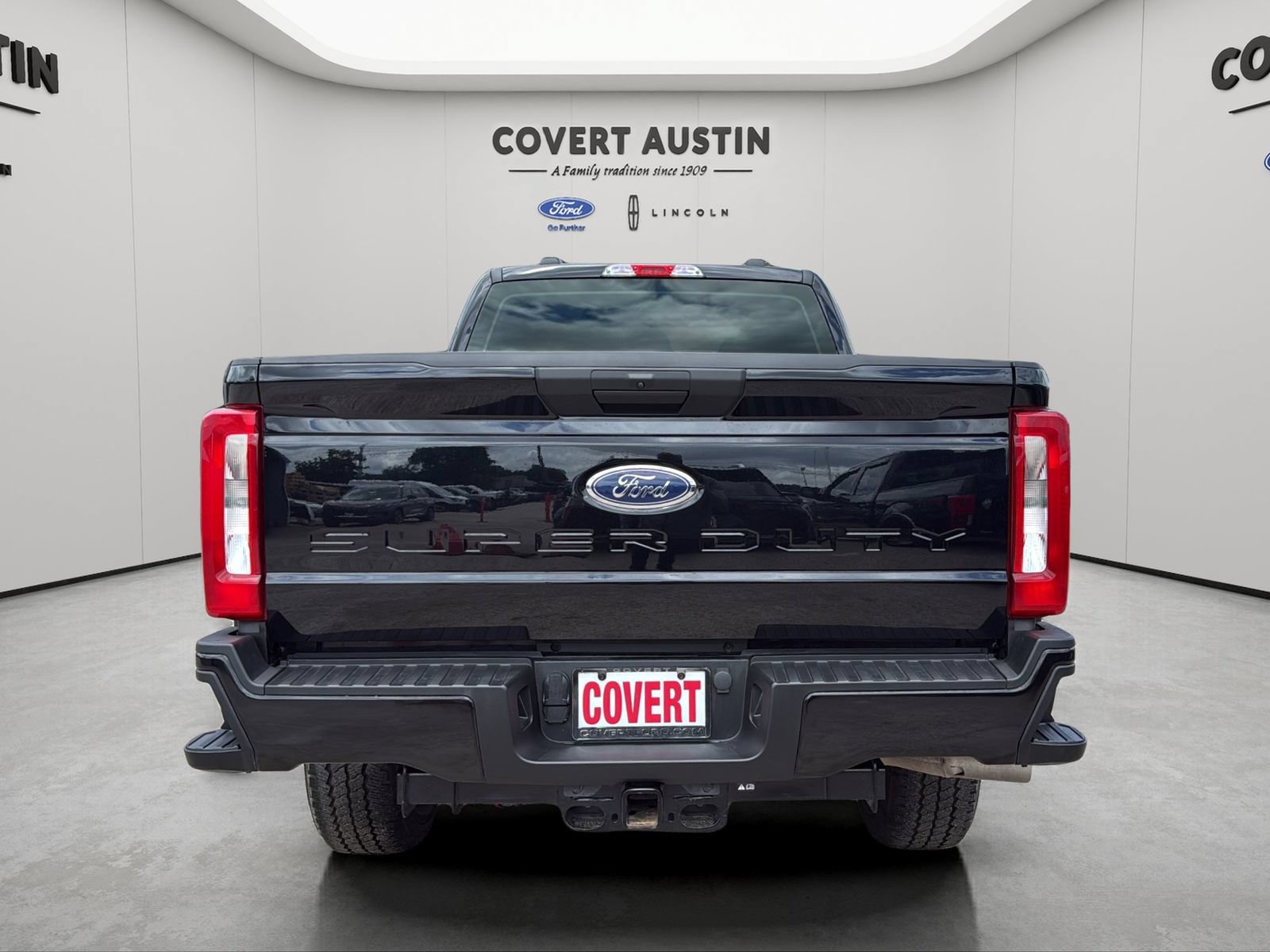 Used 2026 Ford F250 XL w/ STX Appearance Package AWD/4WD image 4