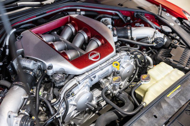 Used 2023 Nissan GT-R Premium w/ Premium Interior Package AWD/4WD image 26