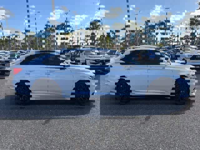 Used 2021 Honda Accord Touring image 8