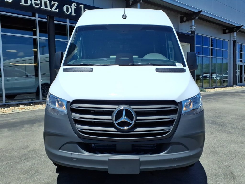New 2026 Mercedes-Benz Sprinter 2500 image 9