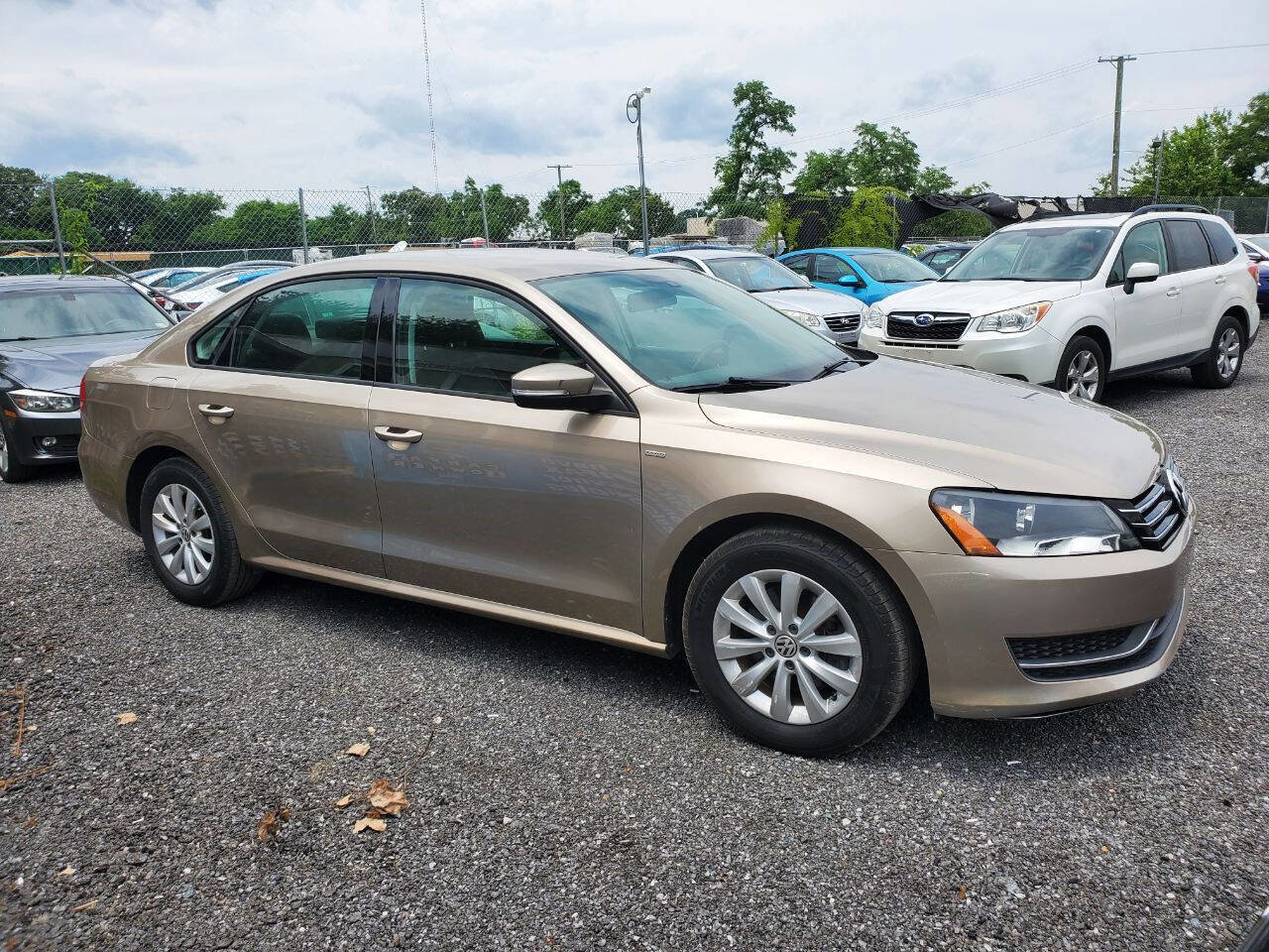 Used 2015 Volkswagen Passat 1.8T S image 7