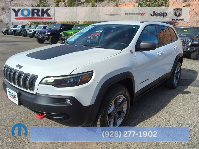 Used 2019 Jeep Cherokee Trailhawk w/ Cold Weather Group image 1