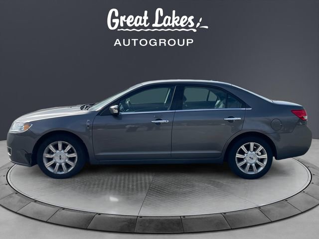 Used 2011 Lincoln MKZ FWD image 2