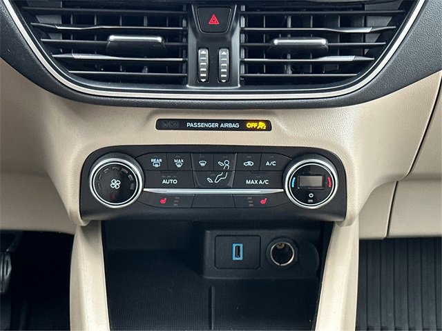 Certified 2020 Ford Escape SE image 24