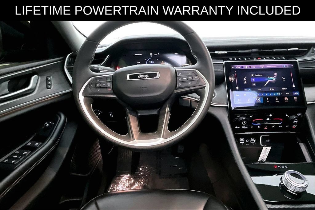 Used 2024 Jeep Grand Cherokee Limited w/ Black Appearance Package RWD image 6