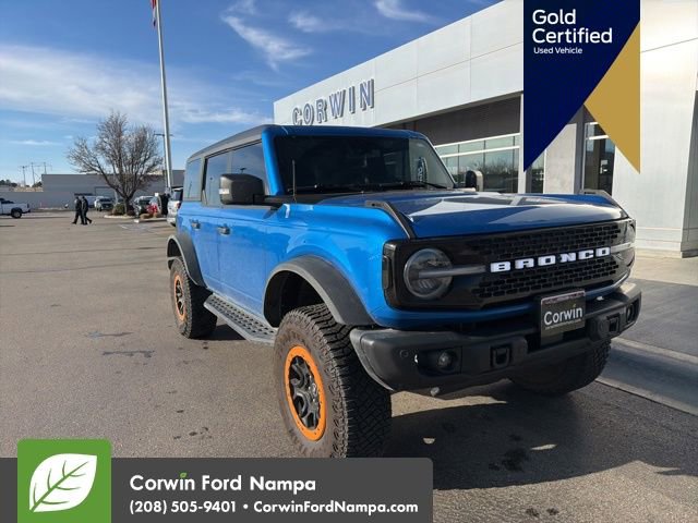 Used 2023 Ford Bronco Wildtrak image 2