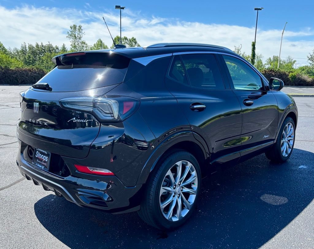 Used 2024 Buick Encore GX Avenir w/ Avenir Technology Package FWD image 8
