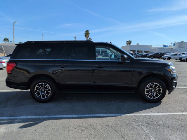 Used 2024 Ford Expedition Max XLT image 4