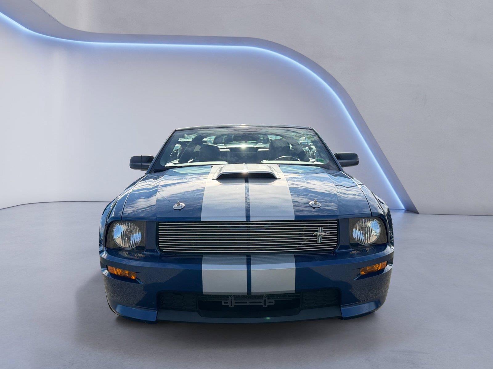 Used 2008 Ford Mustang GT RWD image 8