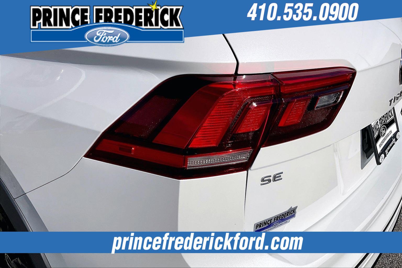 Used 2022 Volkswagen Tiguan SE R-Line image 28