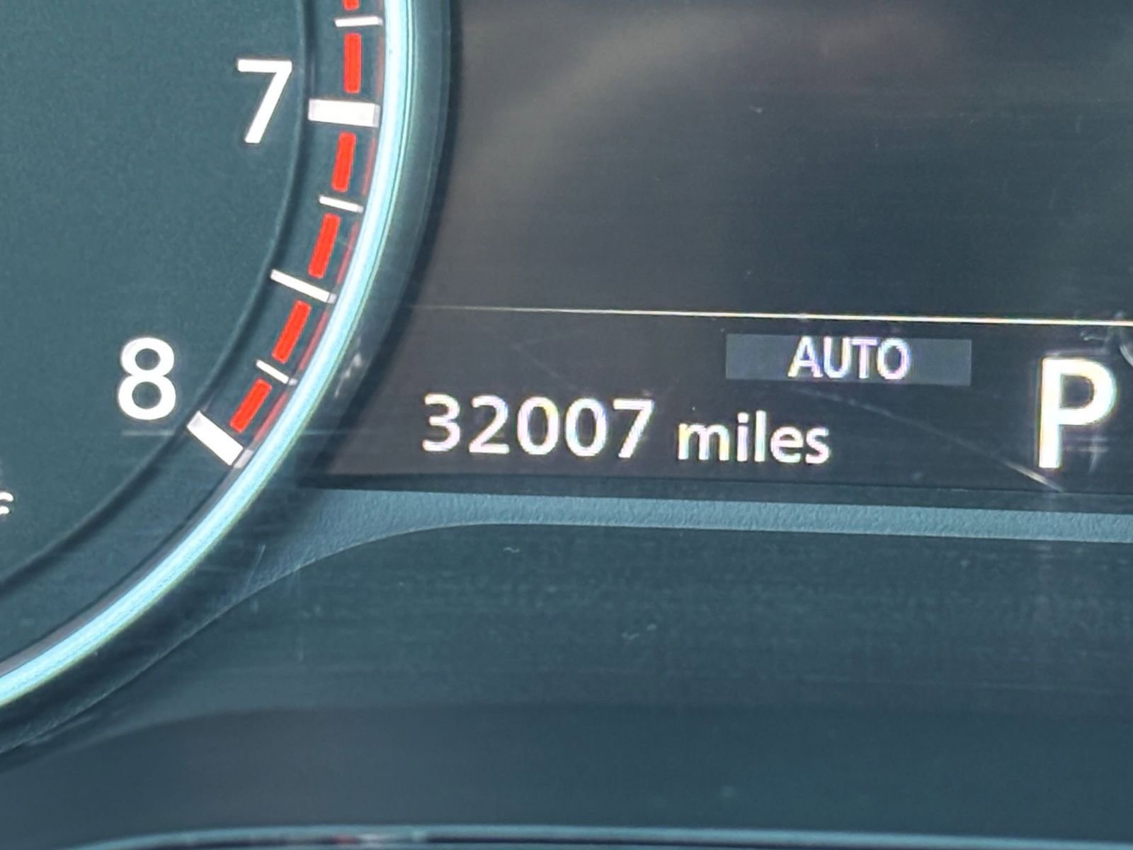 Used 2025 Nissan Pathfinder SV AWD/4WD image 43