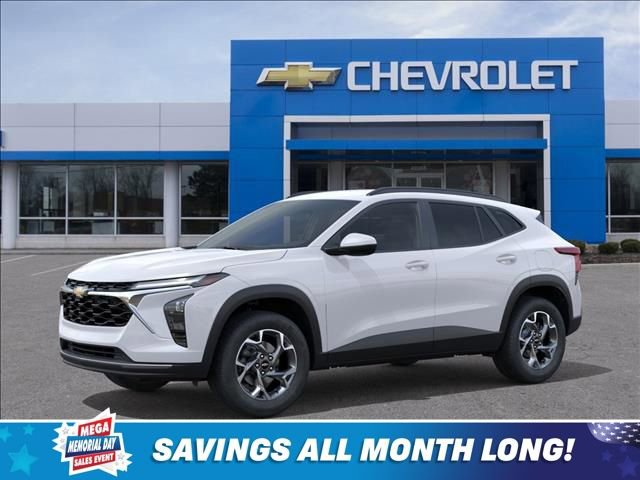 New 2026 Chevrolet Trax LT w/ Driver Confidence Package FWD image 2
