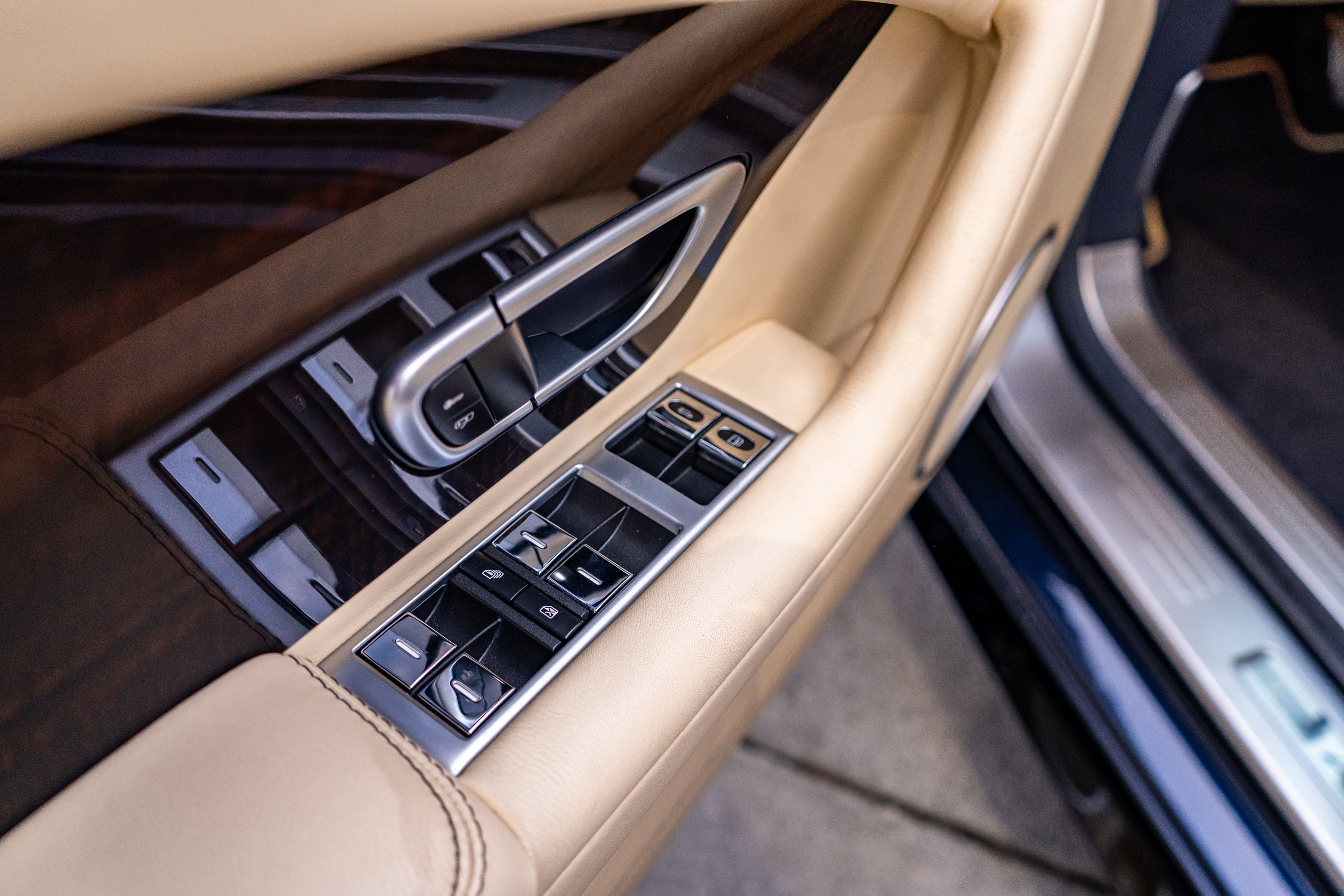 Used 2014 Bentley Continental GT V8 S image 13