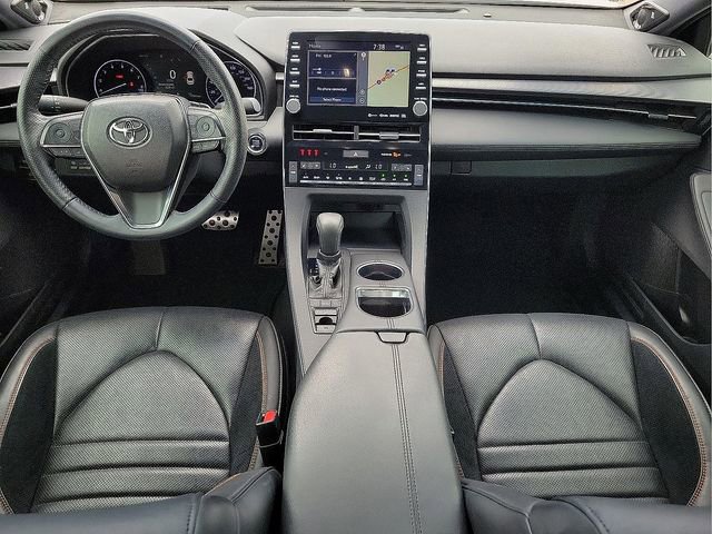 Used 2019 Toyota Avalon Touring FWD image 12