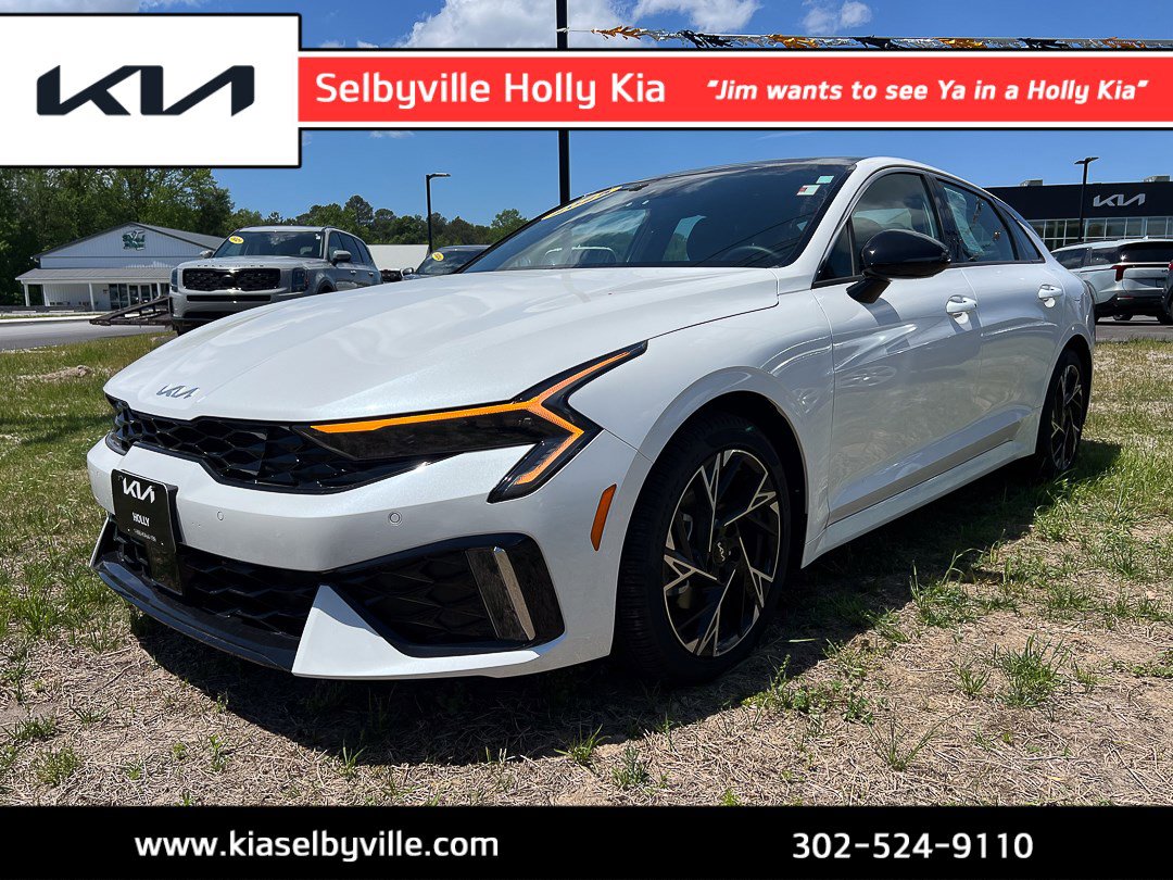Used 2025 Kia K5 GT-Line w/ GT-Line Premium Package FWD image 1