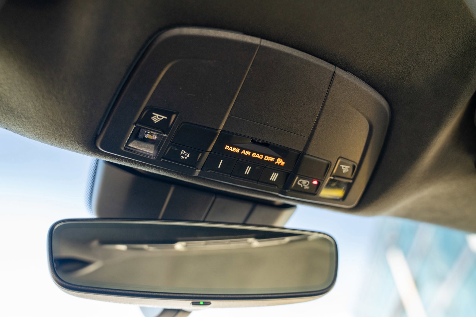 Certified 2025 Porsche 718 Cayman GTS image 25