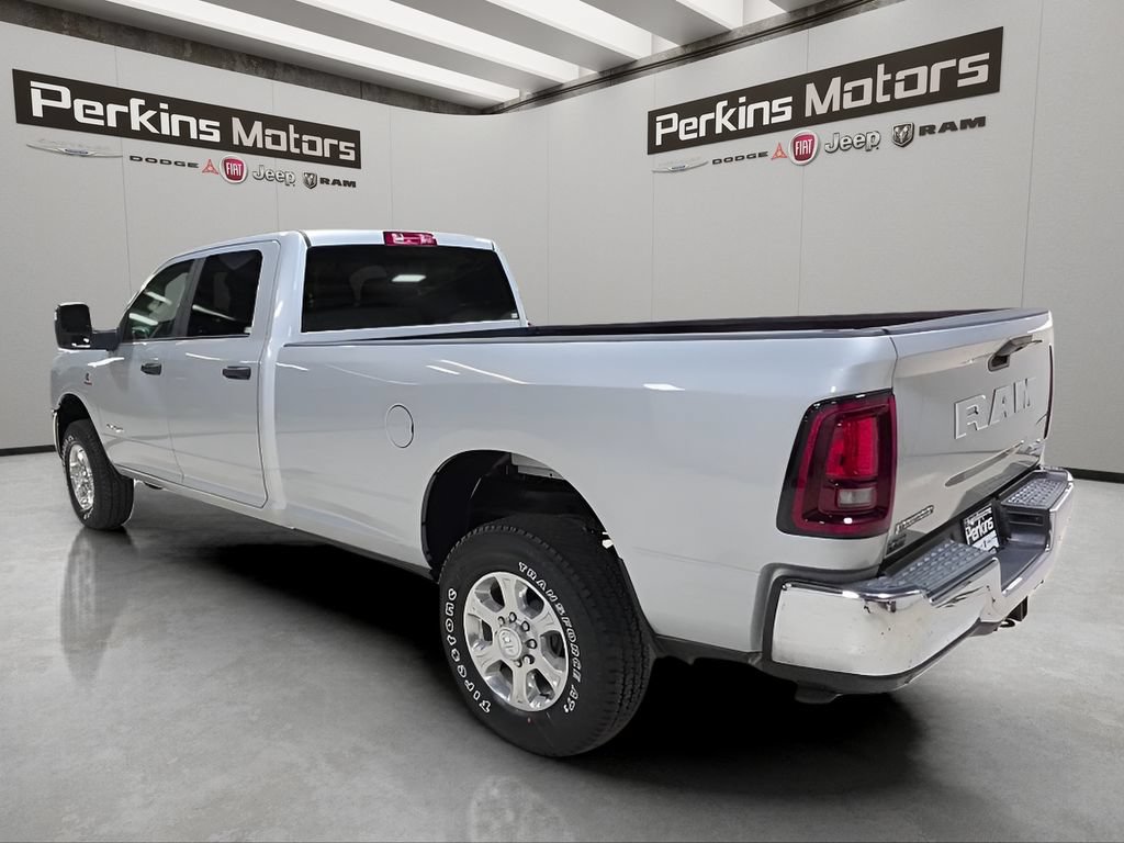 New 2026 RAM 2500 Big Horn AWD/4WD image 3