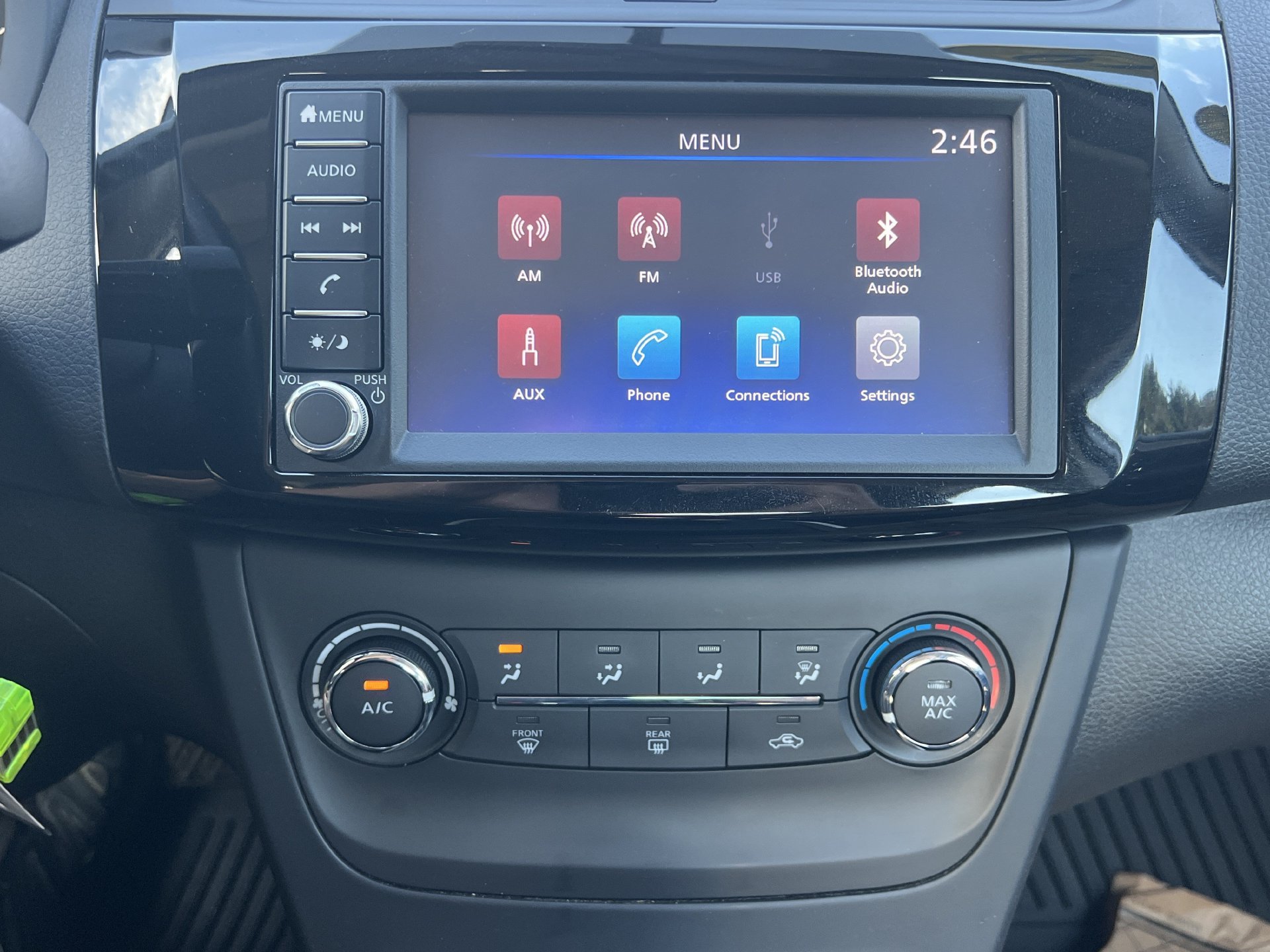 Used 2019 Nissan Sentra S FWD image 4