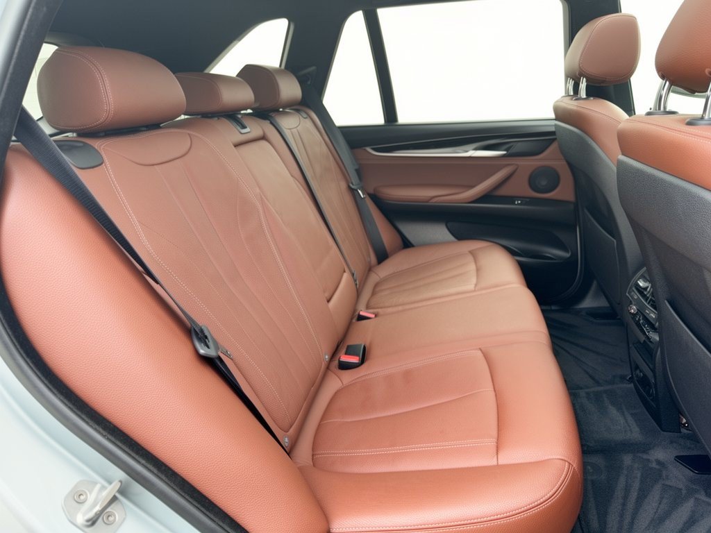 Used 2018 BMW X5 sDrive35i RWD image 29