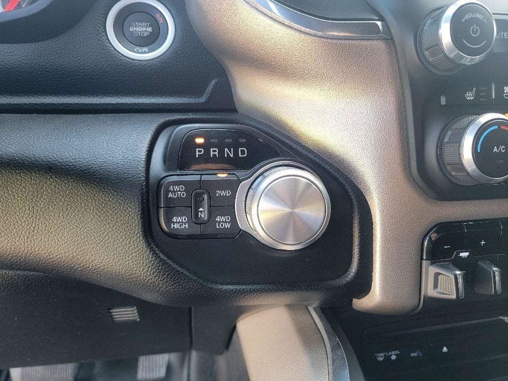 Used 2019 RAM 1500 Laramie w/ Sport Appearance Package AWD/4WD image 23