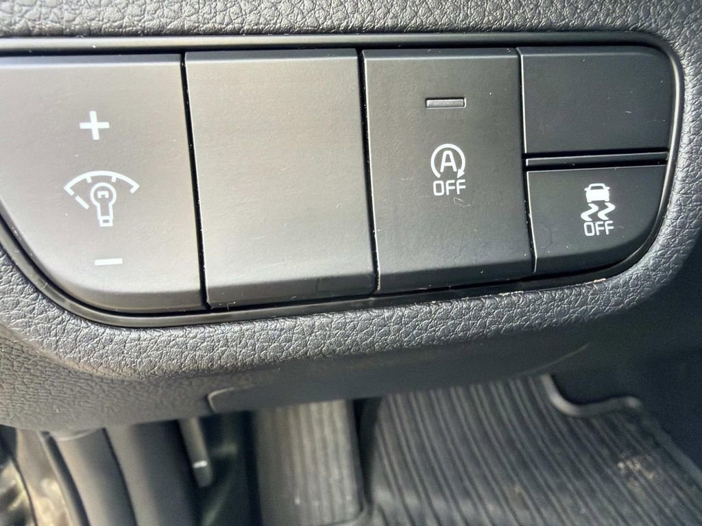 Used 2025 Kia Seltos EX FWD image 10