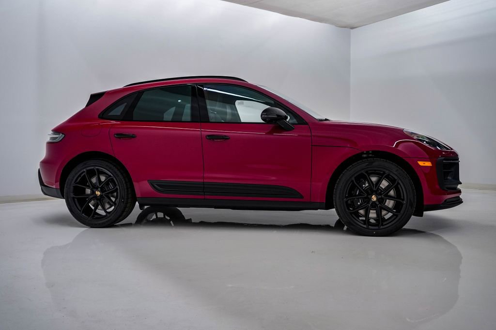 New 2026 Porsche Macan GTS AWD/4WD image 8
