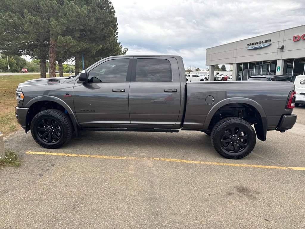 Used 2022 RAM 3500 Laramie AWD/4WD image 9