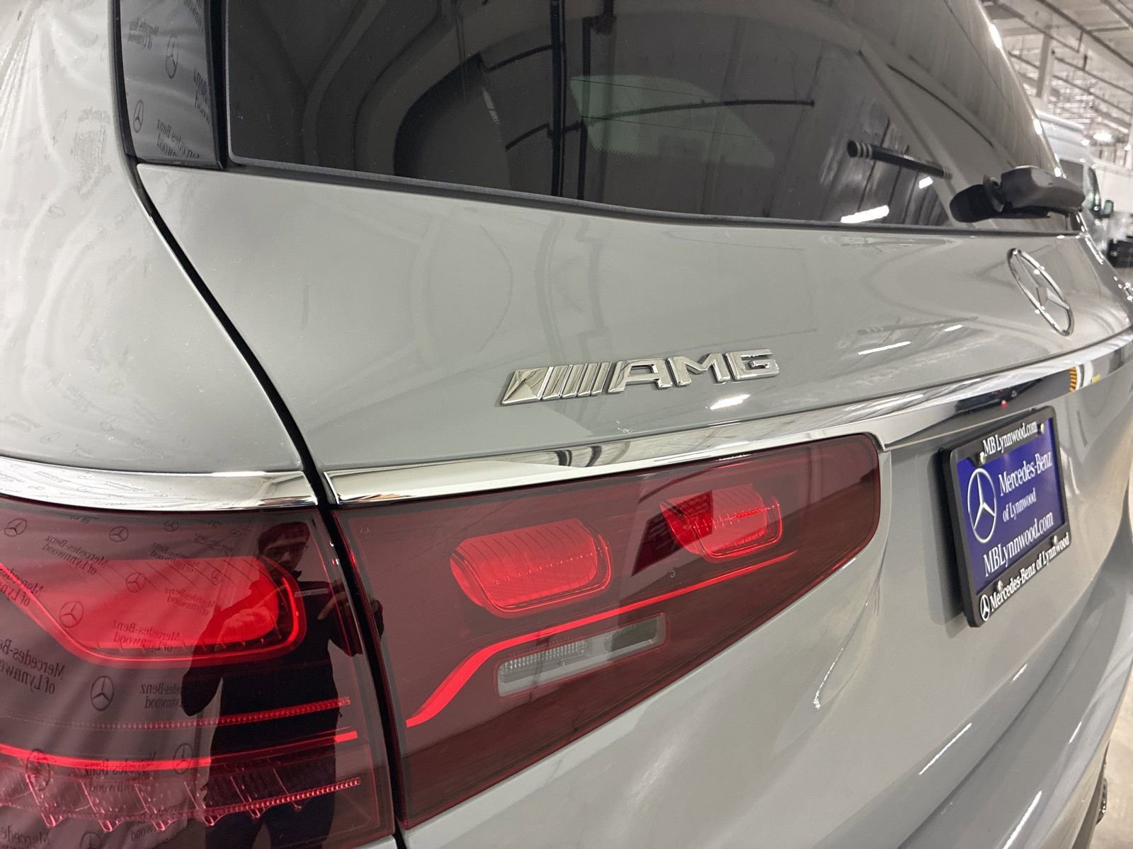 New 2026 Mercedes-Benz GLS 63 AMG 4MATIC image 9