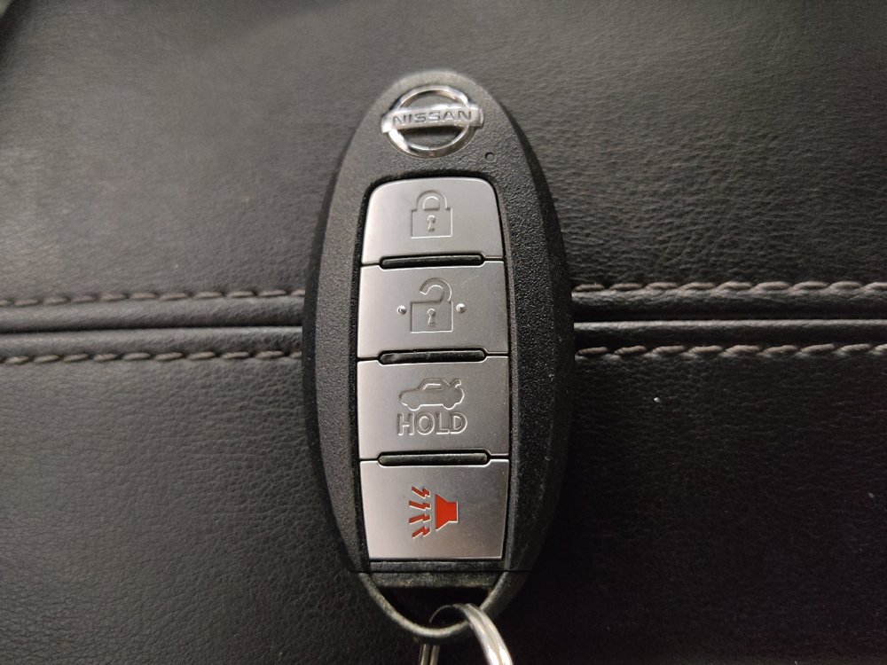 Used 2023 Nissan Sentra SV FWD image 32