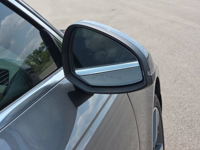 Used 2017 Audi A4 2.0T Prestige AWD/4WD image 6